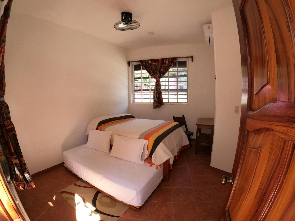 דירות פוארטו אסקונדידו Casa Lomas Del Marinero Internet Starlink Sin Garaje מראה חיצוני תמונה