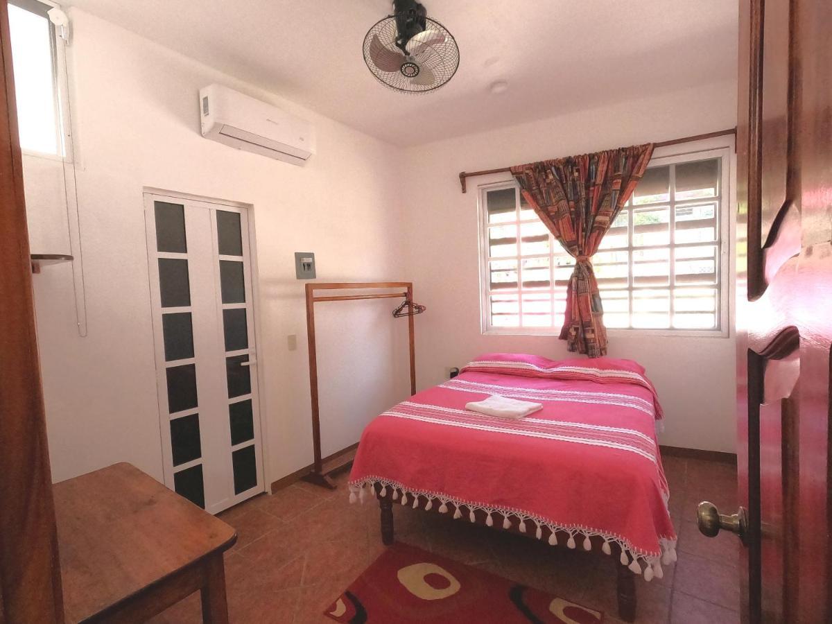 דירות פוארטו אסקונדידו Casa Lomas Del Marinero Internet Starlink Sin Garaje מראה חיצוני תמונה