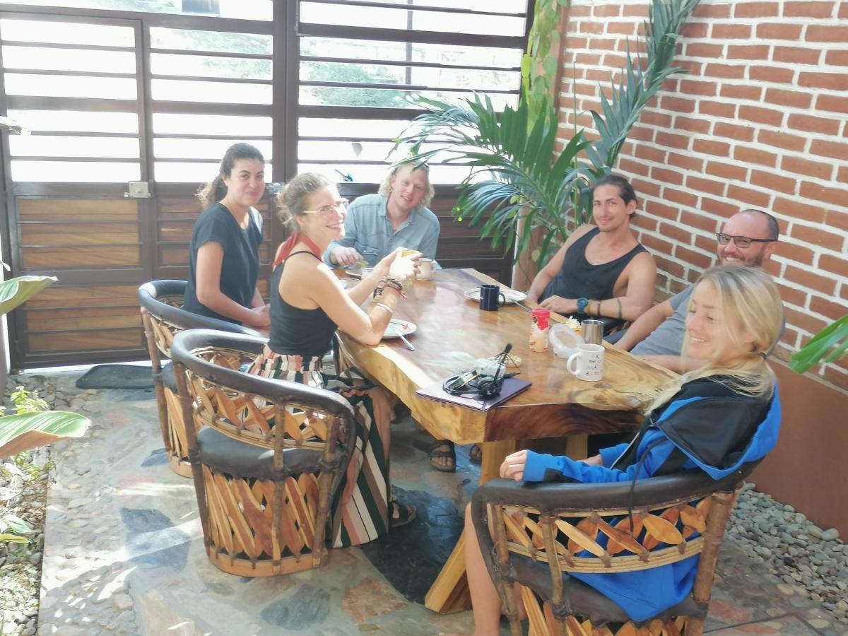 דירות פוארטו אסקונדידו Casa Lomas Del Marinero Internet Starlink Sin Garaje מראה חיצוני תמונה